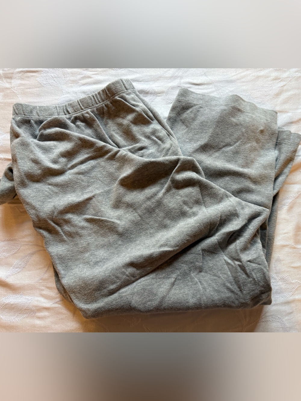 Lands End Gray Cotton Cropped Pants Sweat Pants